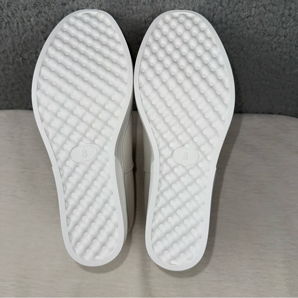 Journee Collection Shoes Womens 8 Wide White Platform Slip On Wedge Sneaker NEW - Picture 4 of 7